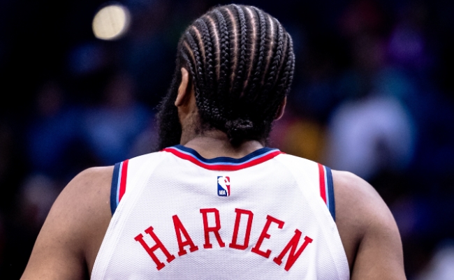 哈登赛后发声：聚焦当下，快船剑指远方