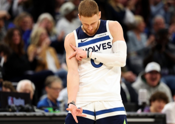 森林狼客战尼克斯，迪文岑佐伤缺引关注