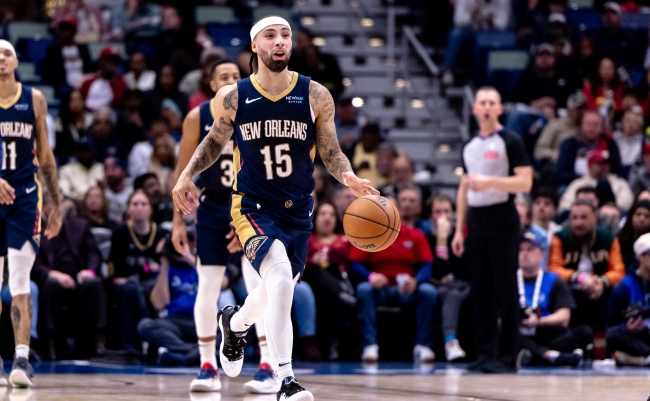 阿尔瓦拉多觉醒之战，鹈鹕轻取爵士