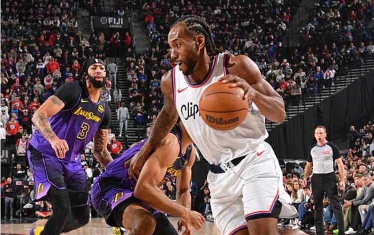 伦纳德高效发挥，快船击退湖人