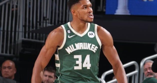 雄鹿四连胜续写辉煌，76 人六连败雪上加霜