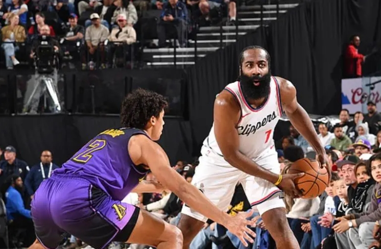 快船胜湖人，首发正负值彰显赛场统治力