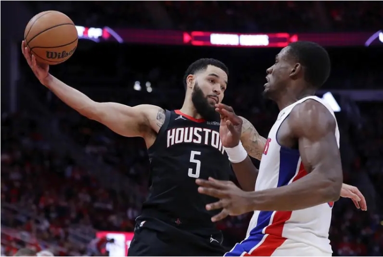 火箭不敌活塞，范弗利特反思，团队协作成关键