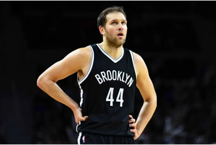 波格丹诺维奇伤愈归队，篮网锋线再添火力