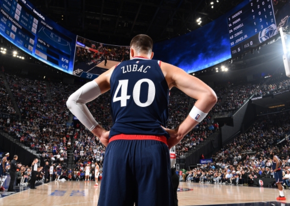 快船战公牛 祖巴茨因伤缺阵