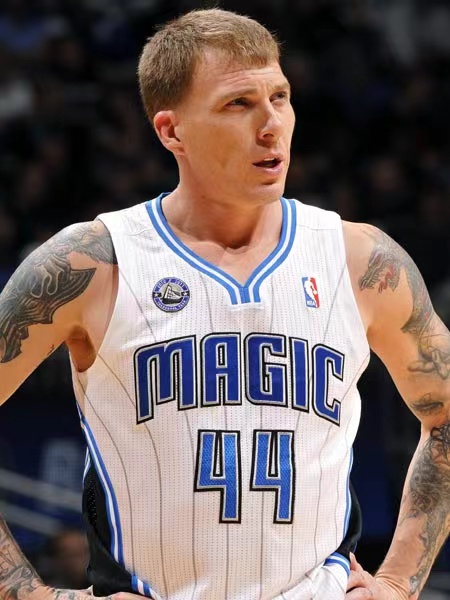 贾森·威廉姆斯：国王白巧克力，球场艺术家妙手生花