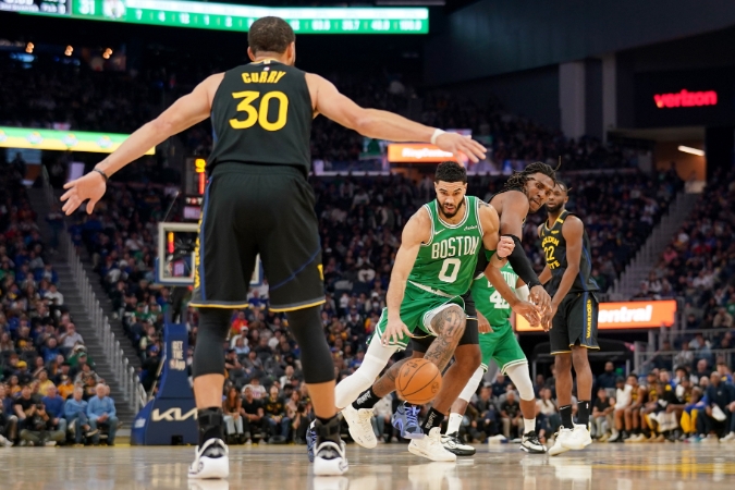 勇士两度惨败凯尔特人，回顾惨痛失利历程