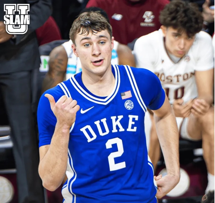 弗拉格闪耀 NCAA，杜克大学轻松取胜，状元热门实至名归