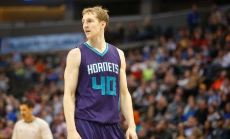 科迪·泽勒：黄蜂未来之星，内线新星展锋芒