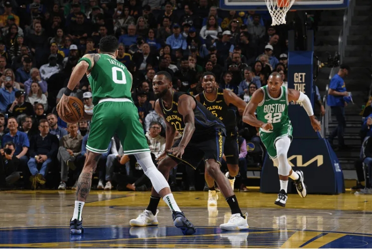 塔图姆再展雄风，凯尔特人狂胜勇士，对战威金斯数据亮眼