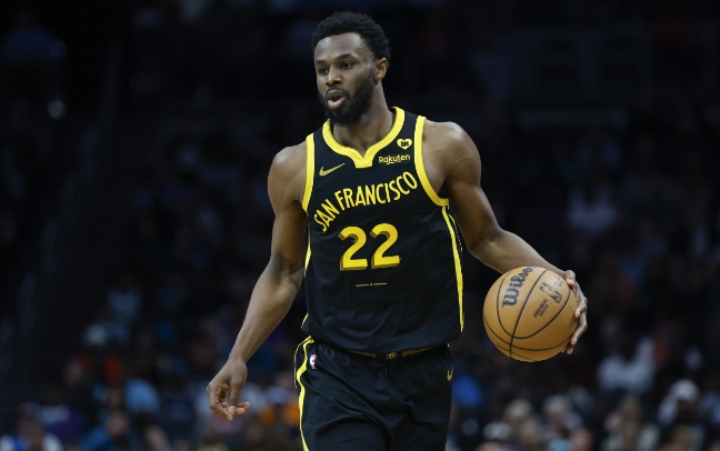 维金斯低迷难救主，勇士主场惨遭凯尔特人血洗