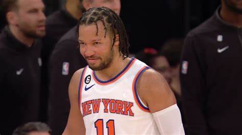 NBA常规赛焦点战：布鲁克林篮网VS纽约尼克斯，纽约德比点燃冬日篮球激情！