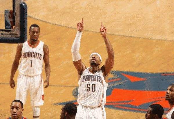 科里·马盖蒂：勇士得分狂人，火力全开无人敌