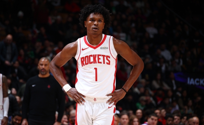 阿门复出难挽败局，火箭憾负活塞