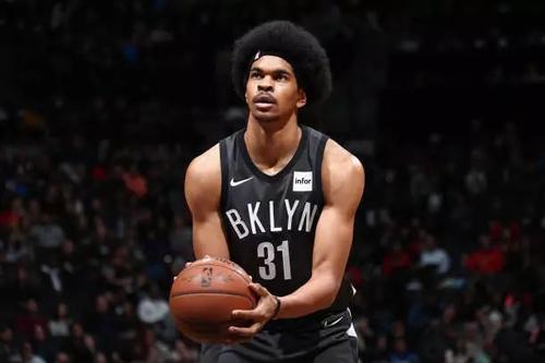 贾勒特·艾伦：骑士禁区守护者，篮筐的守护神