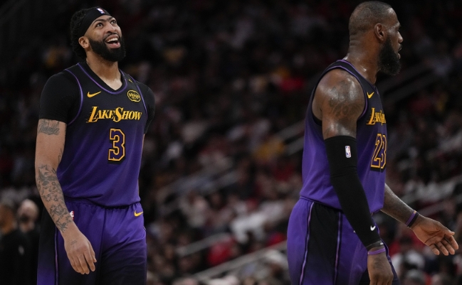 湖人险胜奇才，终止连败阴霾迎曙光