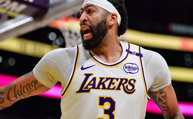 湖人胜奇才，浓眉统治内线闪耀全场