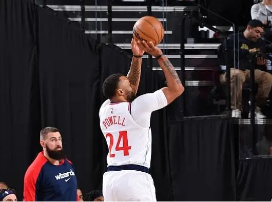 鲍威尔末节爆发，快船轻取奇才