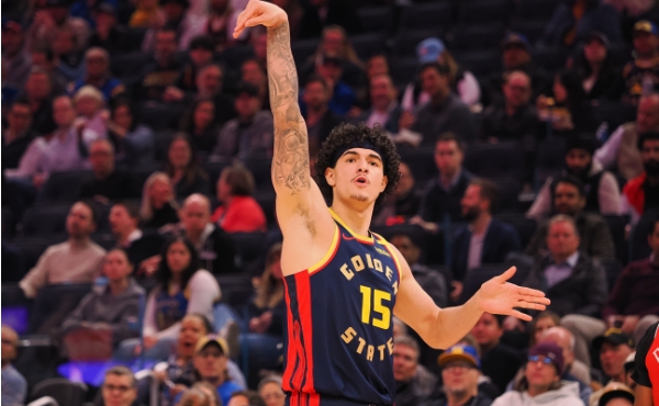 勇士大胜公牛，桑托斯谈球转移及个人出色表现