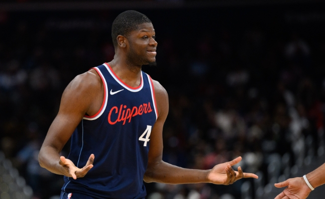 班巴半场惊艳爆发，化身快船奇兵