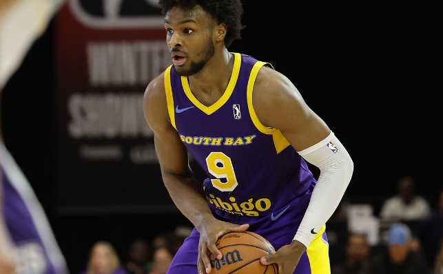 布朗尼火力全开，率南湾湖人终结连败