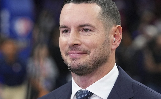 雷迪克评芬尼 - 史密斯：进攻遇冷，防守发光