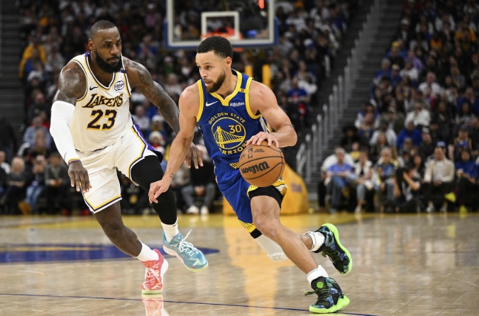 湖勇大战明日开打，詹姆斯库里交锋历史成看点