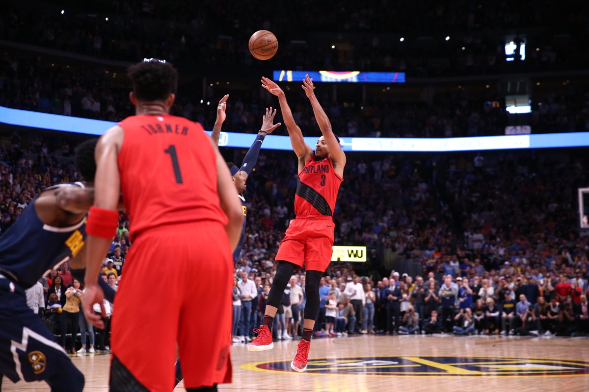 波特兰开拓者迎战俄克拉荷马雷霆：NBA常规赛巅峰对决一触即发