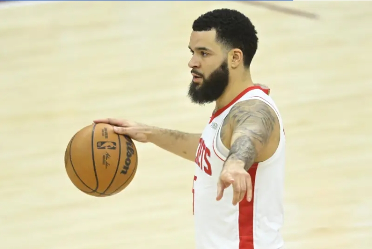 范弗里特闪耀赛场，火箭双杀联盟第一