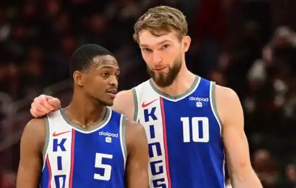 NBA常规赛，篮网对决国王，布鲁克林与萨克拉门托的荣耀碰撞