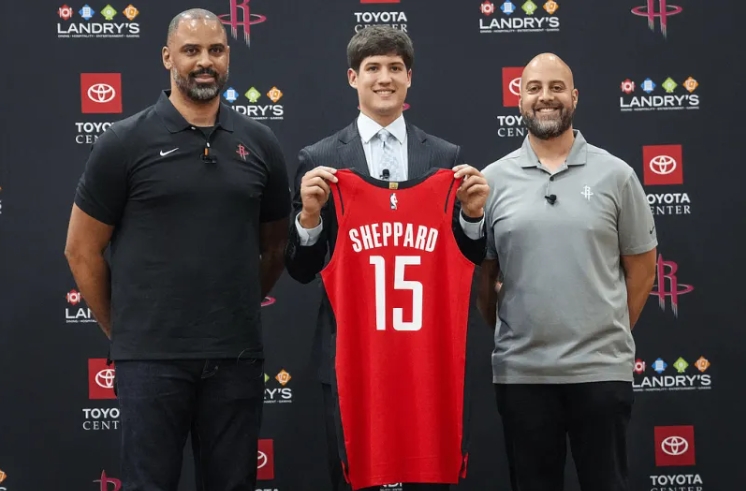 马刺公牛国王完成多方交易，联盟交易格局生变