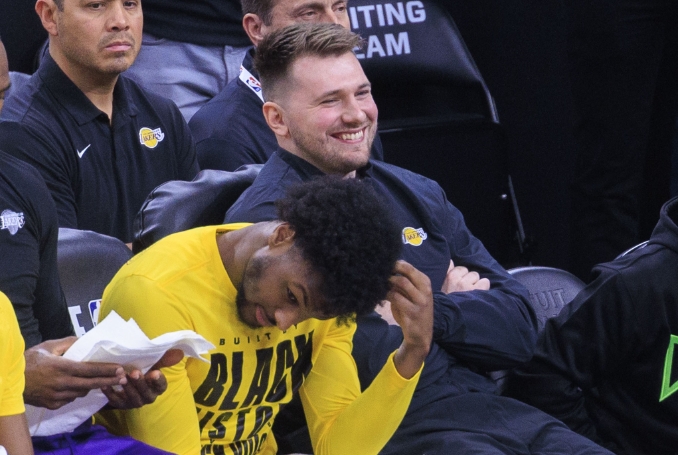 湖人再掀交易风云，内线补强战略明晰