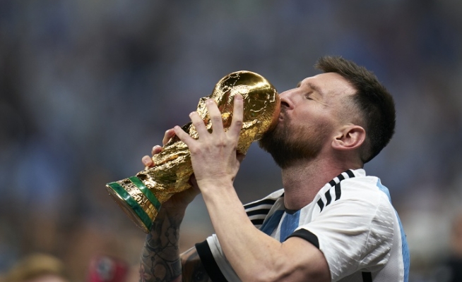 梅西评分神话：近 700 场比赛，半场最佳不是梦！