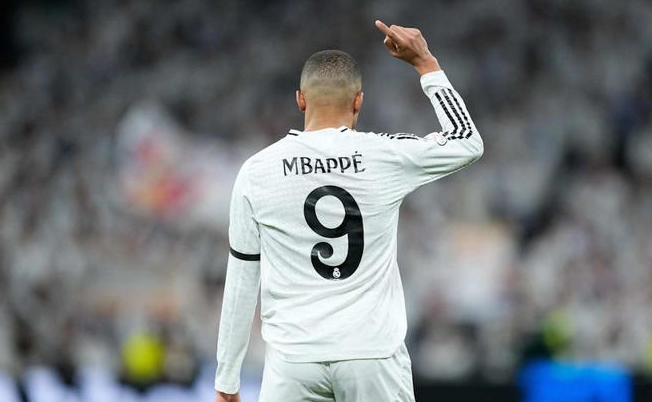 姆巴佩蜡像将亮相伦敦杜莎夫人蜡像馆，巨星魅力再绽光芒