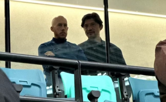 谢晖现身上海德比，为亚泰新赛季提前探营