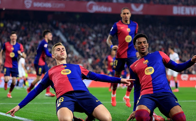 西甲激战：巴萨 4-1 逆转塞维利亚，进球大战精彩纷呈