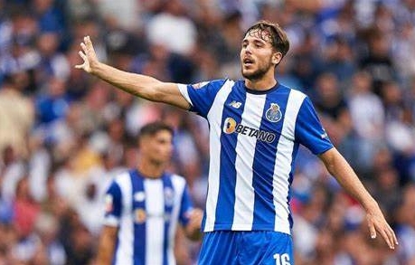 瓜帅点评尼科 - 冈萨雷斯：曼城未来之星的潜力与成长