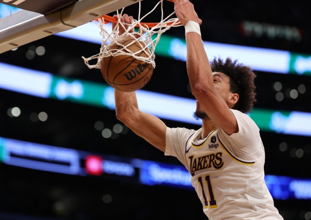 詹眉联动 驱动湖人攻防