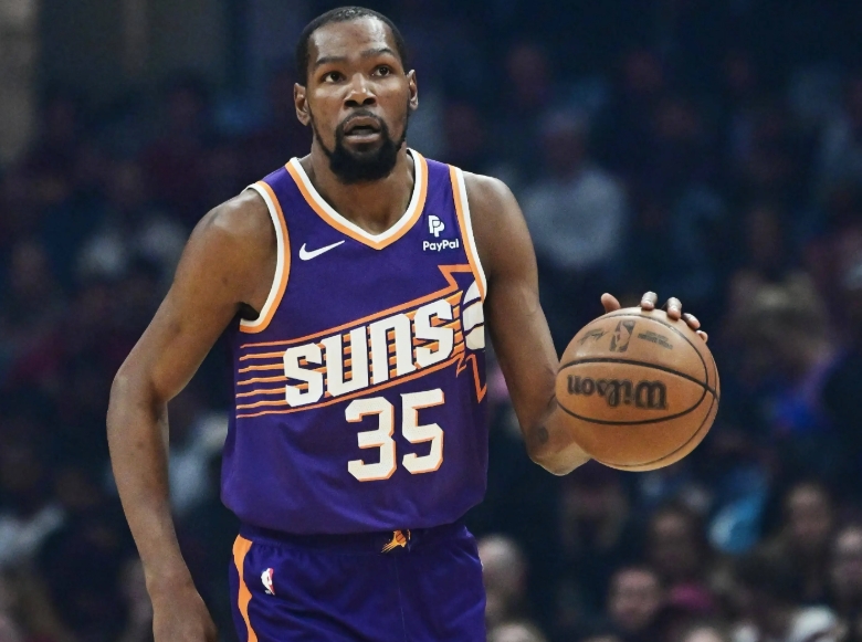 杜兰特与勇士：铸就 NBA 黄金五年的传奇篇章