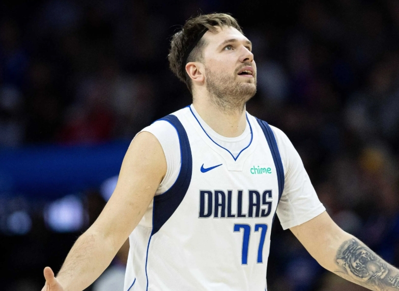 湖人憾负快船，东契奇闪耀仍难挽败局