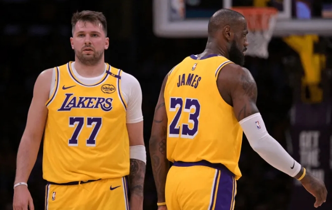 湖人胜快船，斩获五连胜升至西部第二