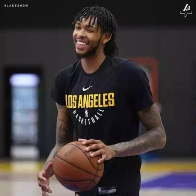 新英格拉姆身高之谜：从2.01米到2.11米的进化与争议