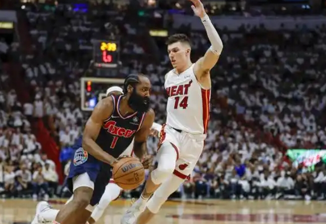 热火燃情：逆境中的崛起与征途