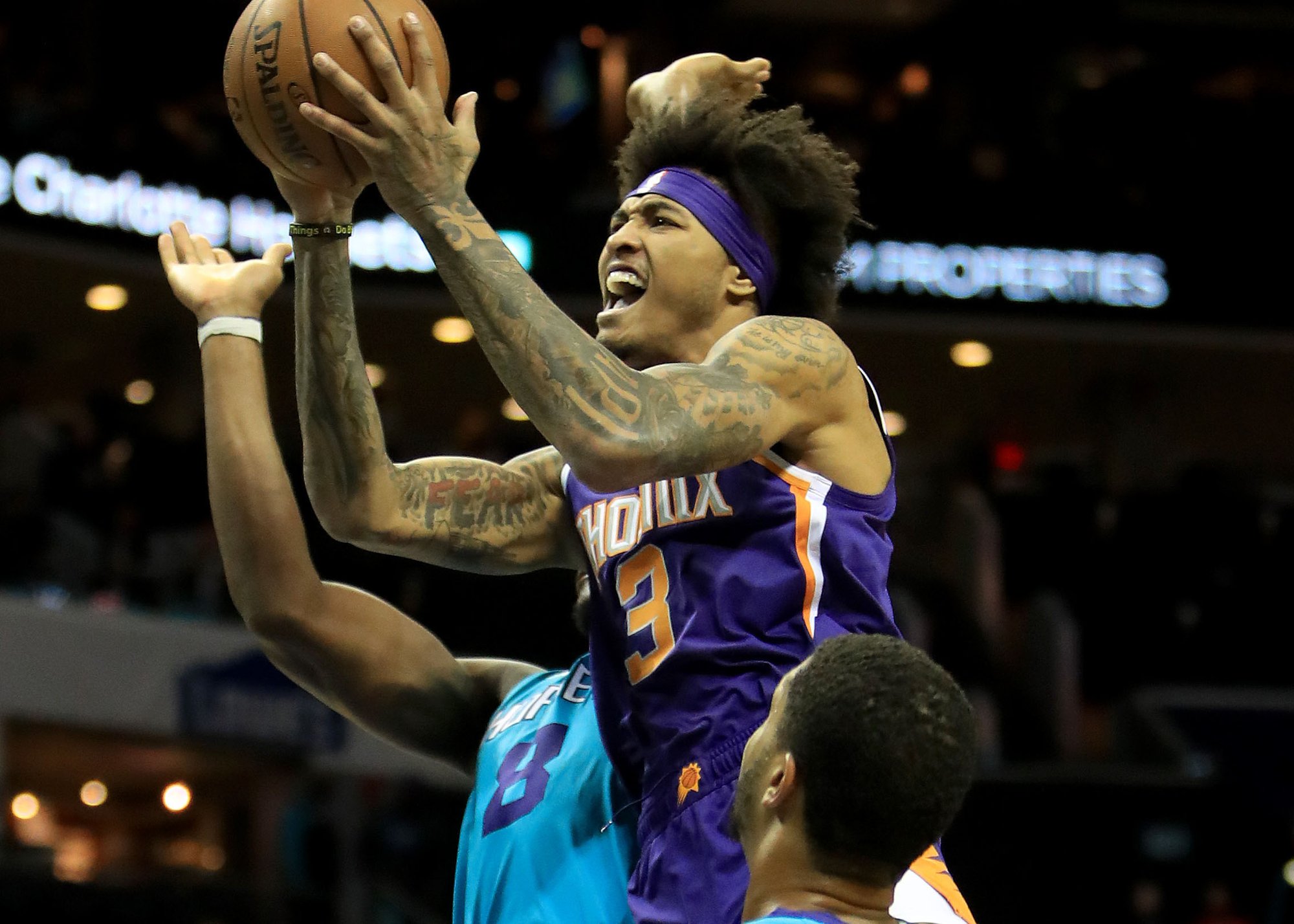 NBA夏洛特黄蜂对决奥兰多魔术：黄蜂盼主场逆袭，魔术欲再展雄风