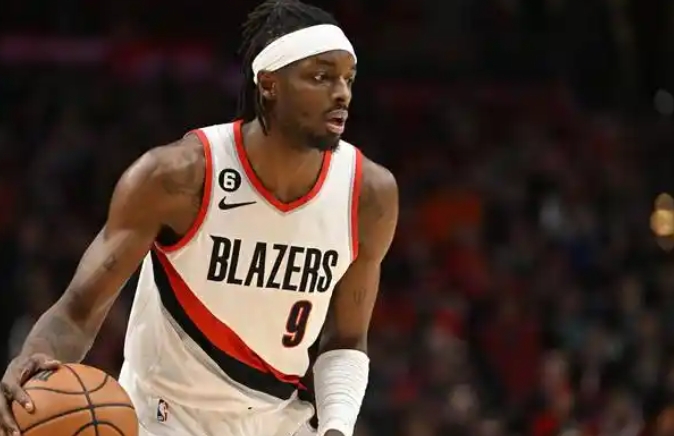 开拓者征途：起伏中寻突破，逆境中铸辉煌