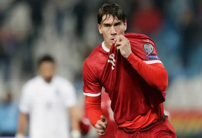 弗拉霍维奇赛后发声：保级成功开启新征程