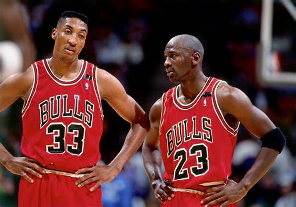 NBA：芝加哥公牛VS多倫多猛龍，聯(lián)合中心劍拔弩張待戰(zhàn)啟！