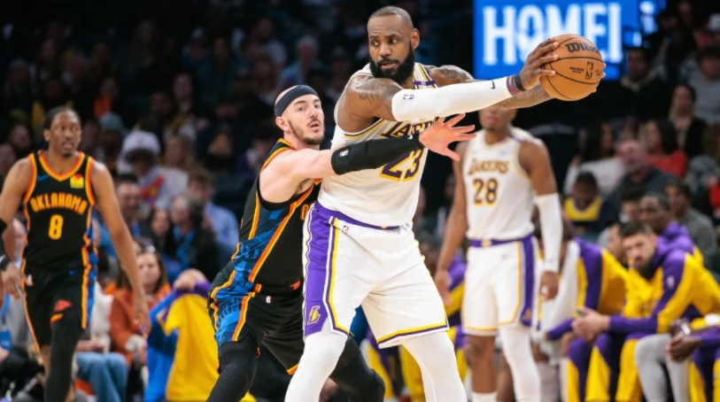 湖人俄城狂飙创纪录 詹姆斯赛后点明球队问题