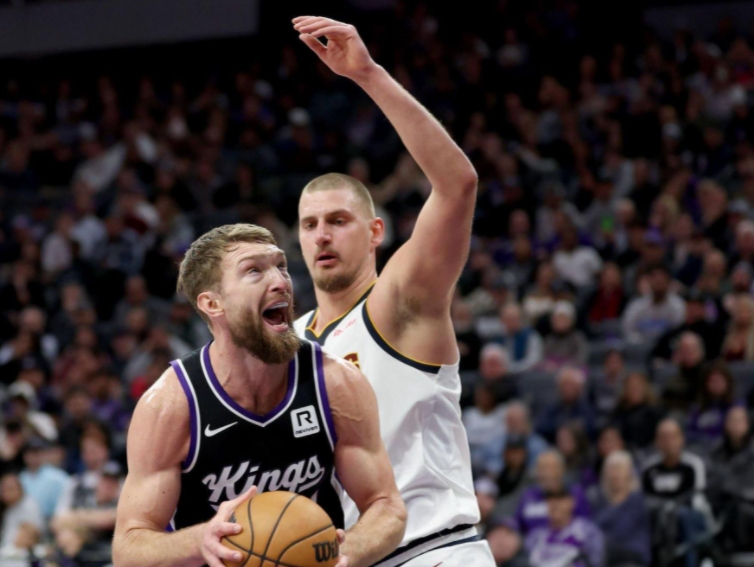 掘金终结连败，约基奇赛场展现战术智慧