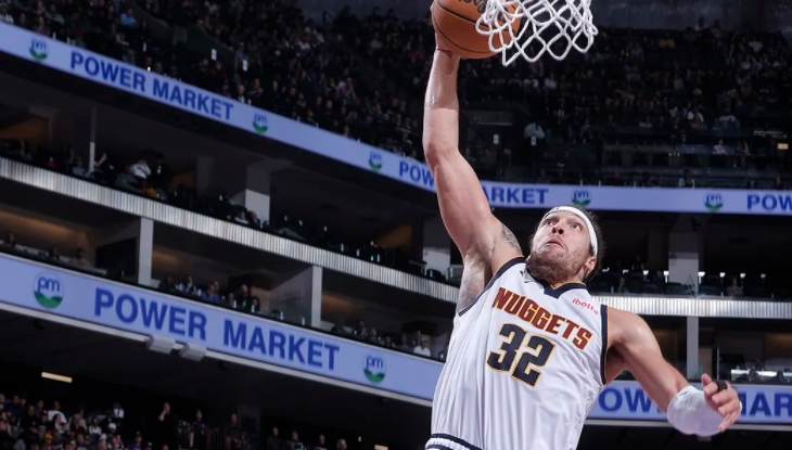 约基奇赛场显智，掘金终结连败